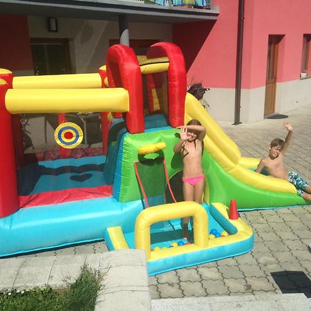 Apartman Kajov Appartement Buitenkant foto